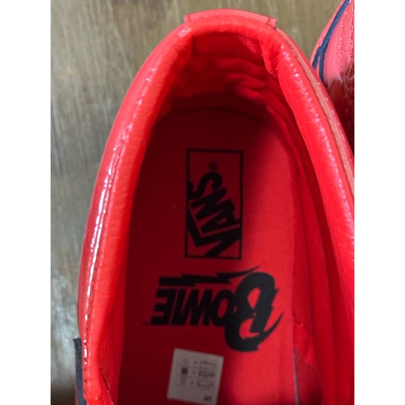 VANS Men’s Size 11.5 David Bowie Red Patent - Picture 5 of 9